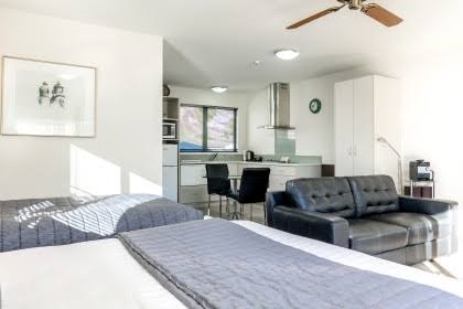 Self-contained room at Jasmine Court Picton